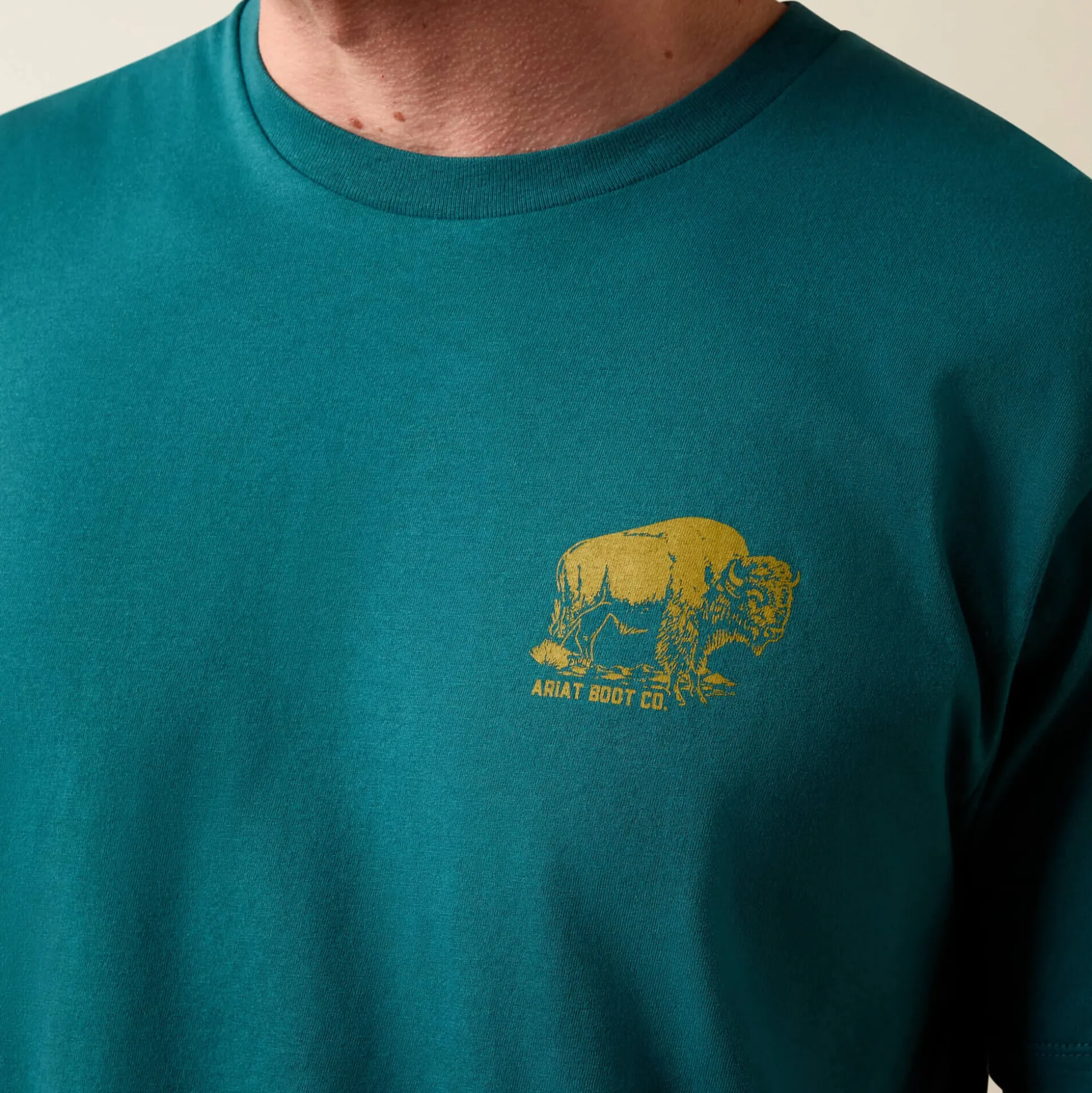 Ariat Bison Wander Flag Classic Fit T-Shirt