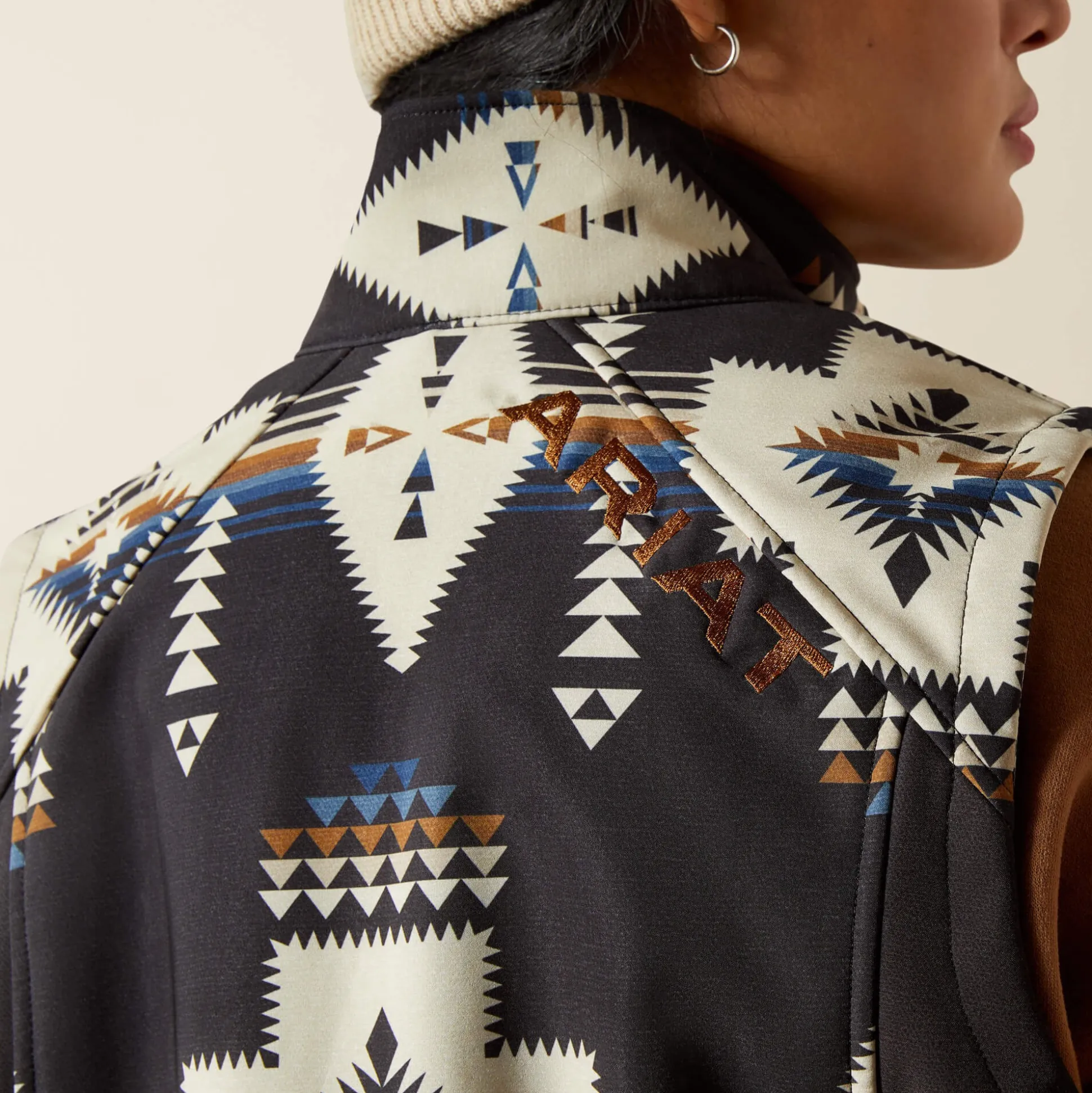 Ariat Logo Softshell Print Vest