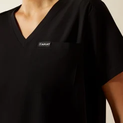 Beth Basic Scrub Top