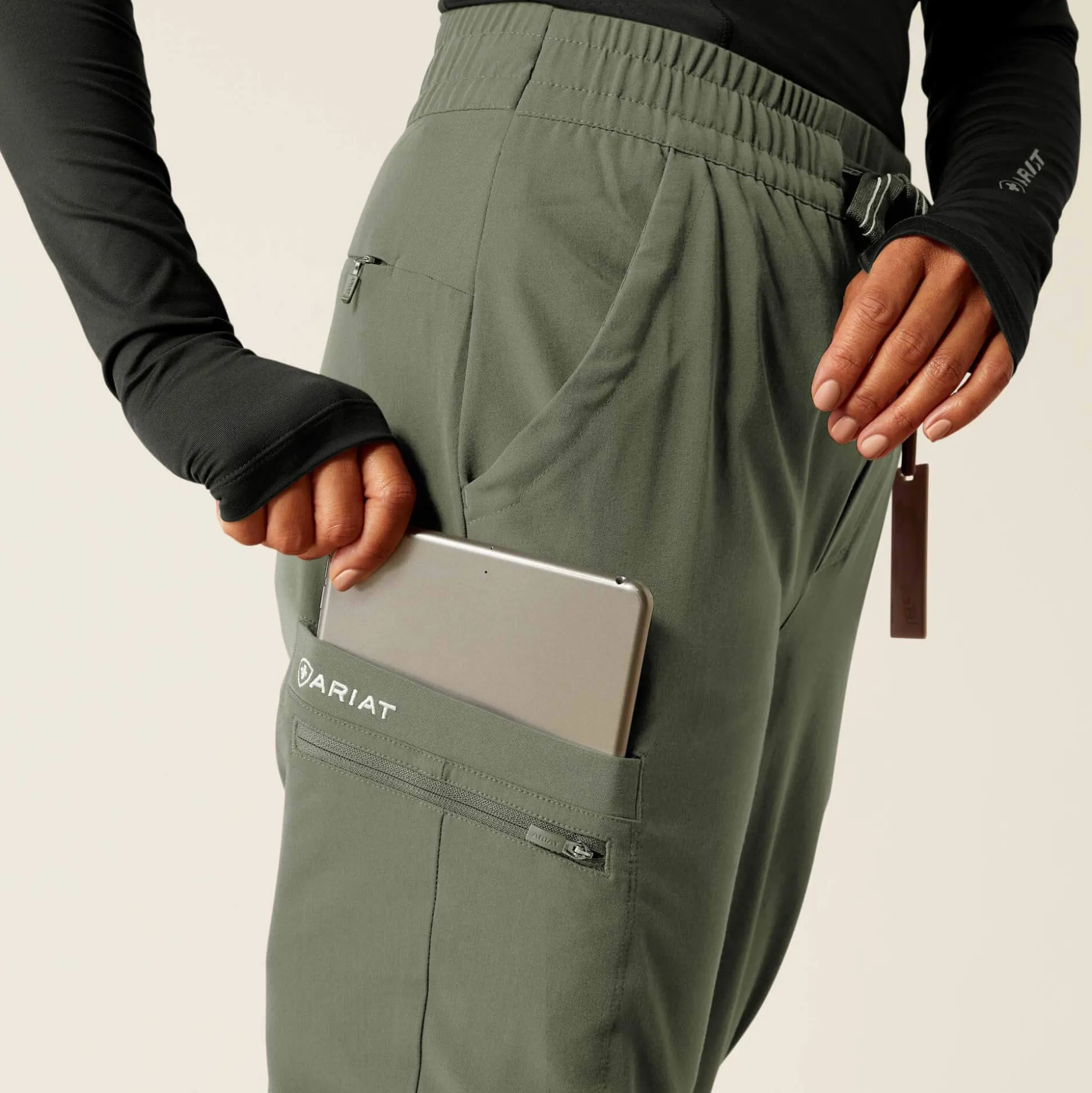 Blackwell Cargo Stretch Jogger Scrub Pant