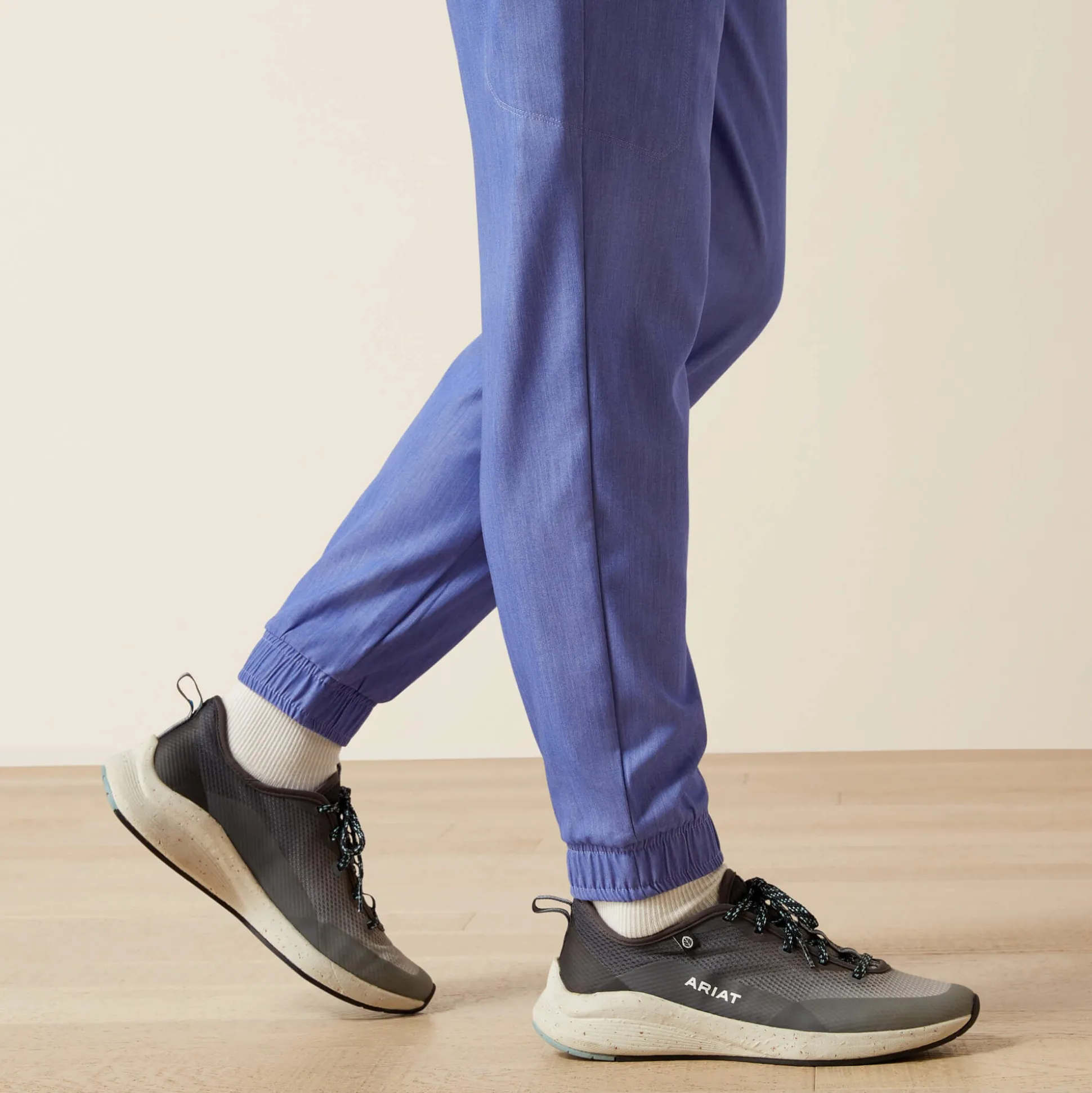 Blackwell Cargo Stretch Jogger Scrub Pant