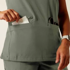Clara 6 Pocket Scrub Top