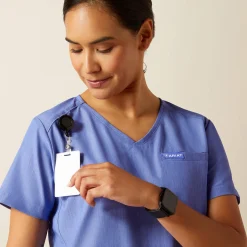 Clara 6 Pocket Scrub Top