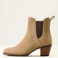 Demi Boot