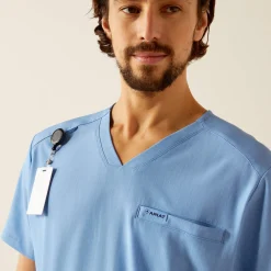 Derham 6 Pocket Scrub Top