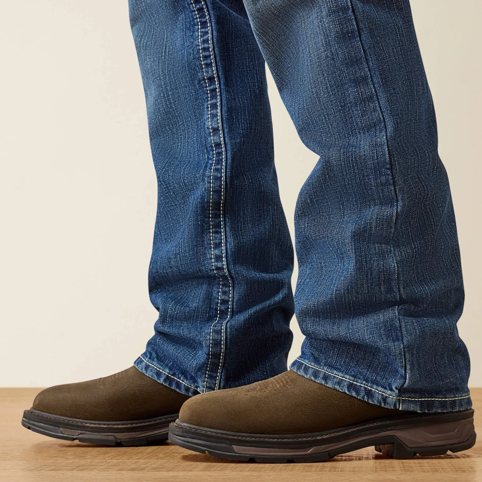 FR M4 Relaxed Ridgeline Boot Cut Jean