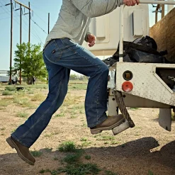 FR M5 Straight Enduro DuraStretch Straight Leg Jeans