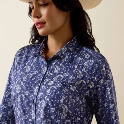 Kirby Stretch Shirt