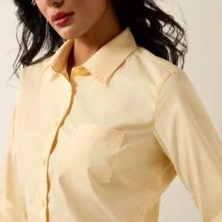 Kirby Stretch Shirt