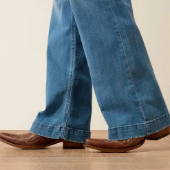 Mid Rise Sherry Trouser Jeans