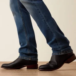 M8 Modern Crosby Straight Leg Jeans