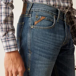 M7 Slim Ezra Straight Jean