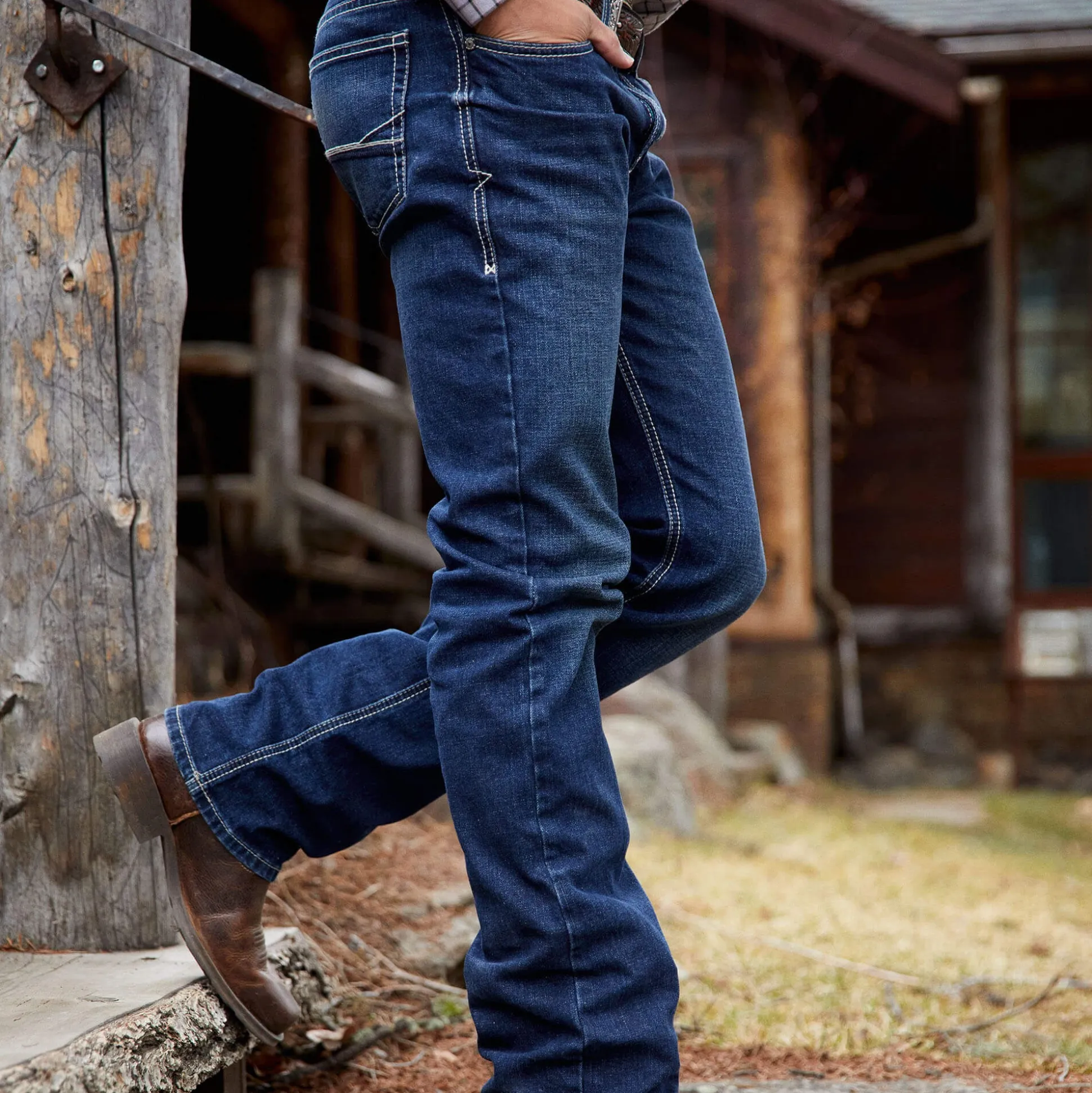 M7 Slim Toro Straight Jean