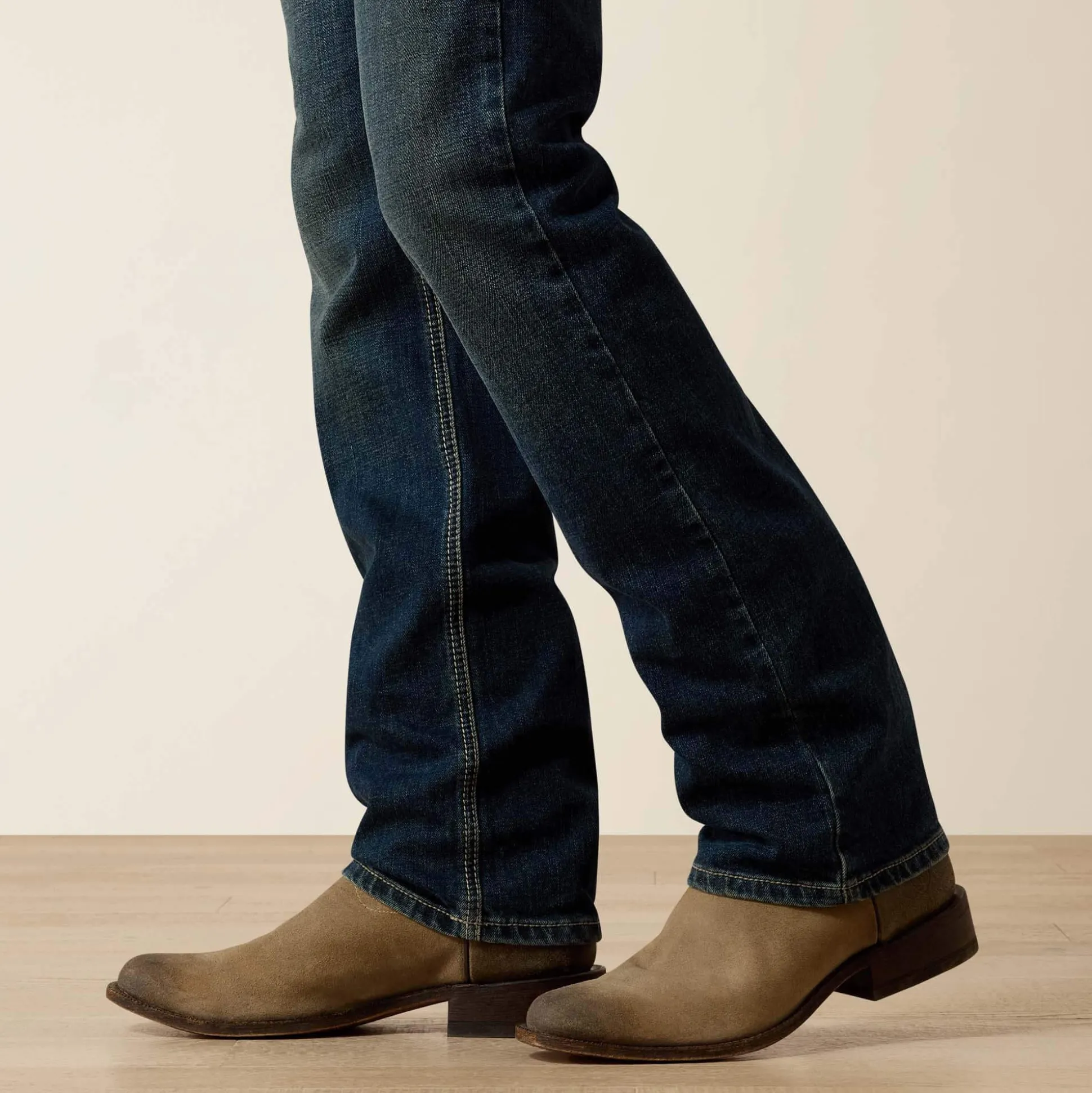 M7 Slim Toro Straight Jean