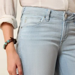 Perfect Rise Clare Wide Leg Crop Jeans