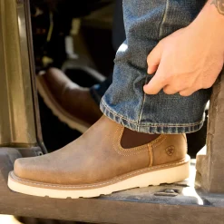 Rambler Recon Square Toe Chelsea Boot