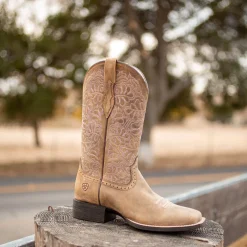 Round Up Remuda Wide Square Toe Western Boot