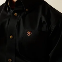 Solid Twill Classic Fit Shirt