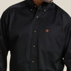 Solid Twill Classic Fit Shirt