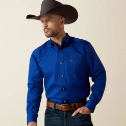 Solid Twill Classic Fit Shirt