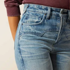 Ultra High Rise Cheyenne Yoke Tomboy Straight Leg Jean