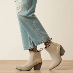 Ultra High Rise Tomboy Relaxed Straight Leg Jeans