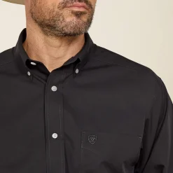 Wrinkle Free Solid Classic Fit Shirt